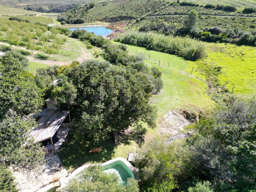 6 Bedroom Property for Sale in Stilbaai Oos Western Cape